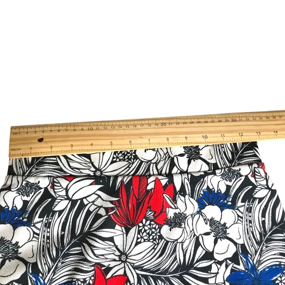 Women’s Tropical Floral Pencil Skirt • Red Blue Black White Print - Picture 12 of 15